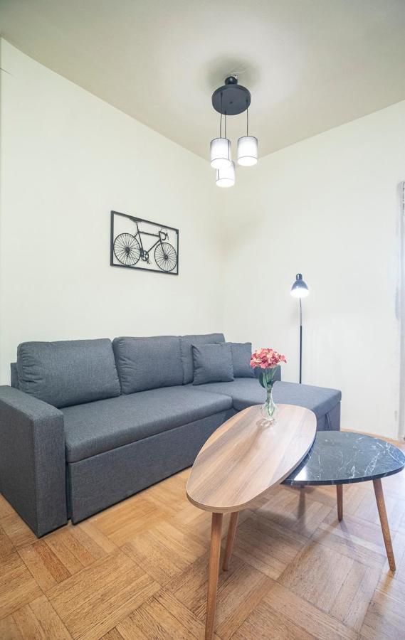 Houseloft Rotunda Getaway Apartment เทสซาโลนิกิ ภายนอก รูปภาพ