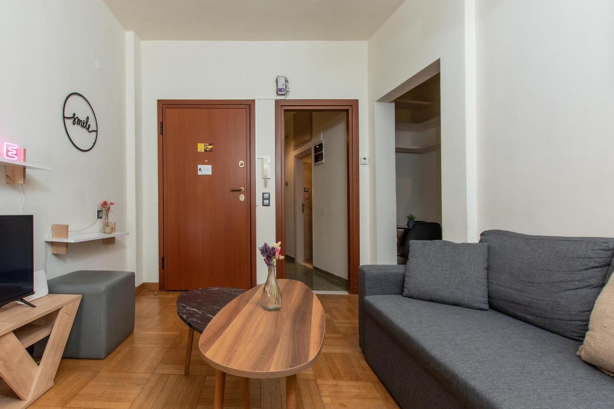 Houseloft Rotunda Getaway Apartment เทสซาโลนิกิ ภายนอก รูปภาพ
