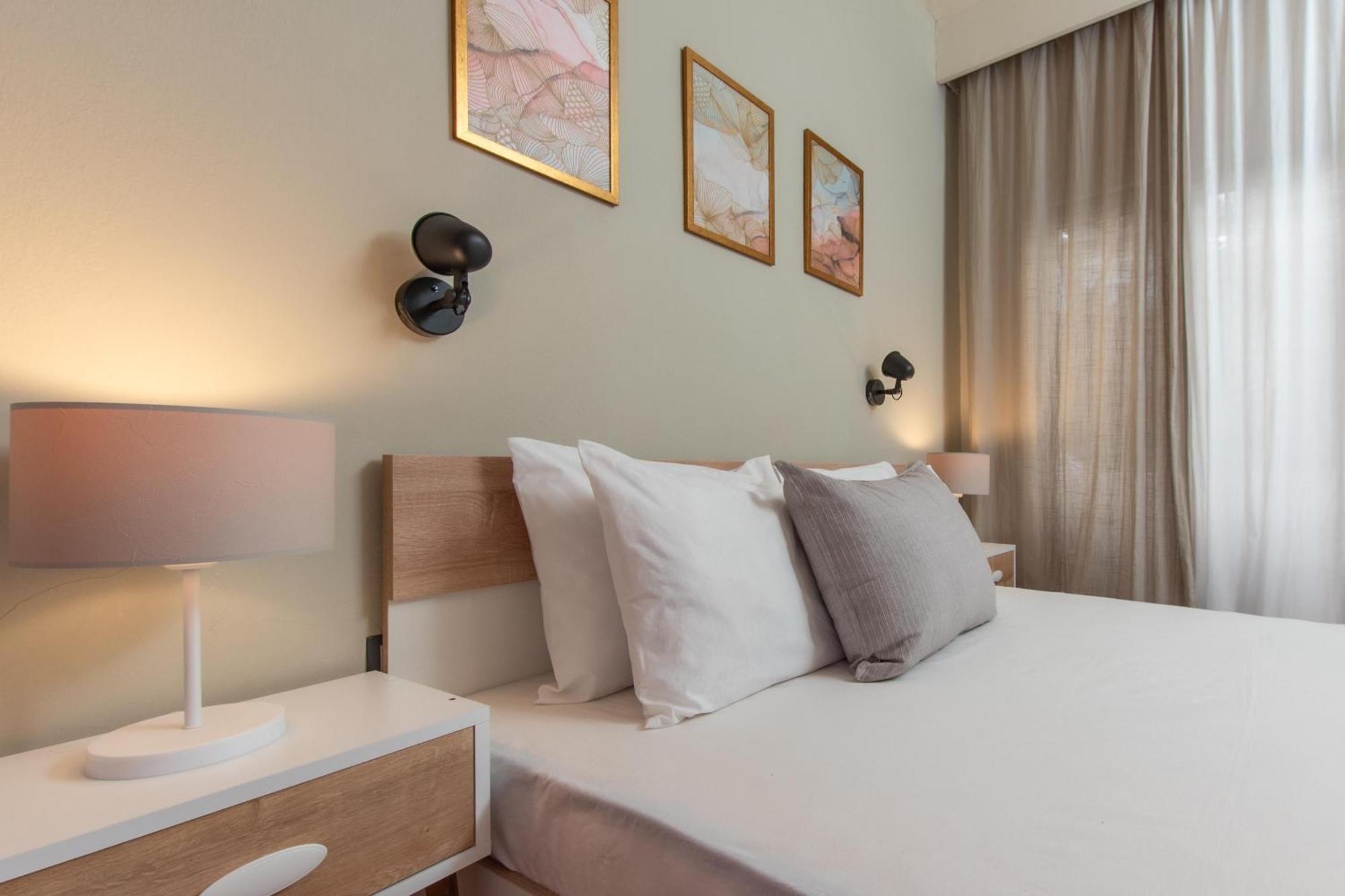 Houseloft Rotunda Getaway Apartment เทสซาโลนิกิ ภายนอก รูปภาพ